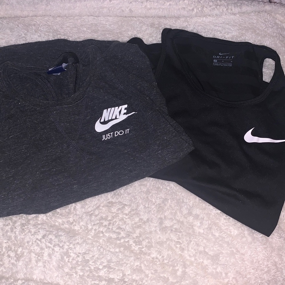 Medium Nike tank workout tanks